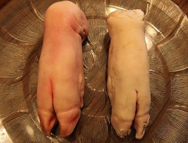 教你三招选购猪蹄