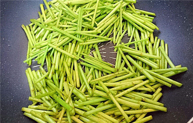 芦蒿怎么做好吃?